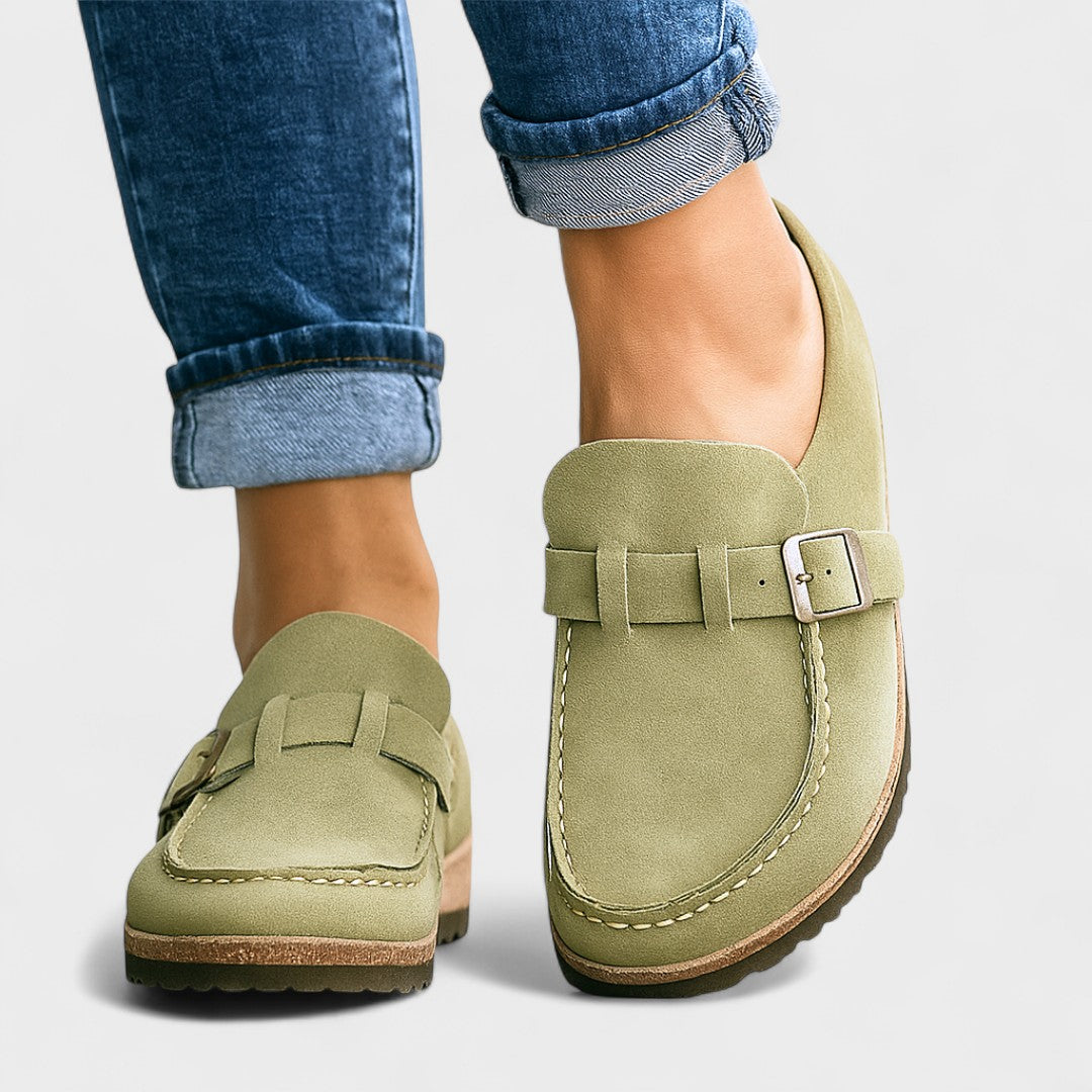 Inês - Mocassins de Camurça com Fivela